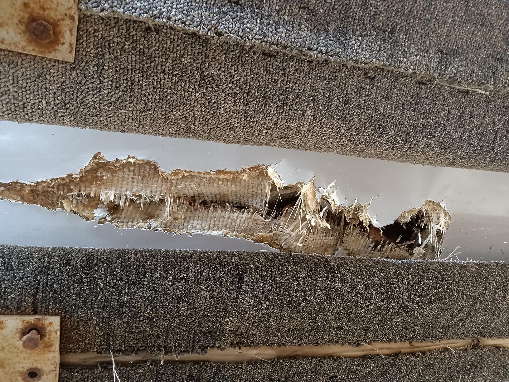 TotalBoat Marine Gelcoat for Boat Building, Repair and Composite Coatings (White, Quart with Wax) customer photo 2