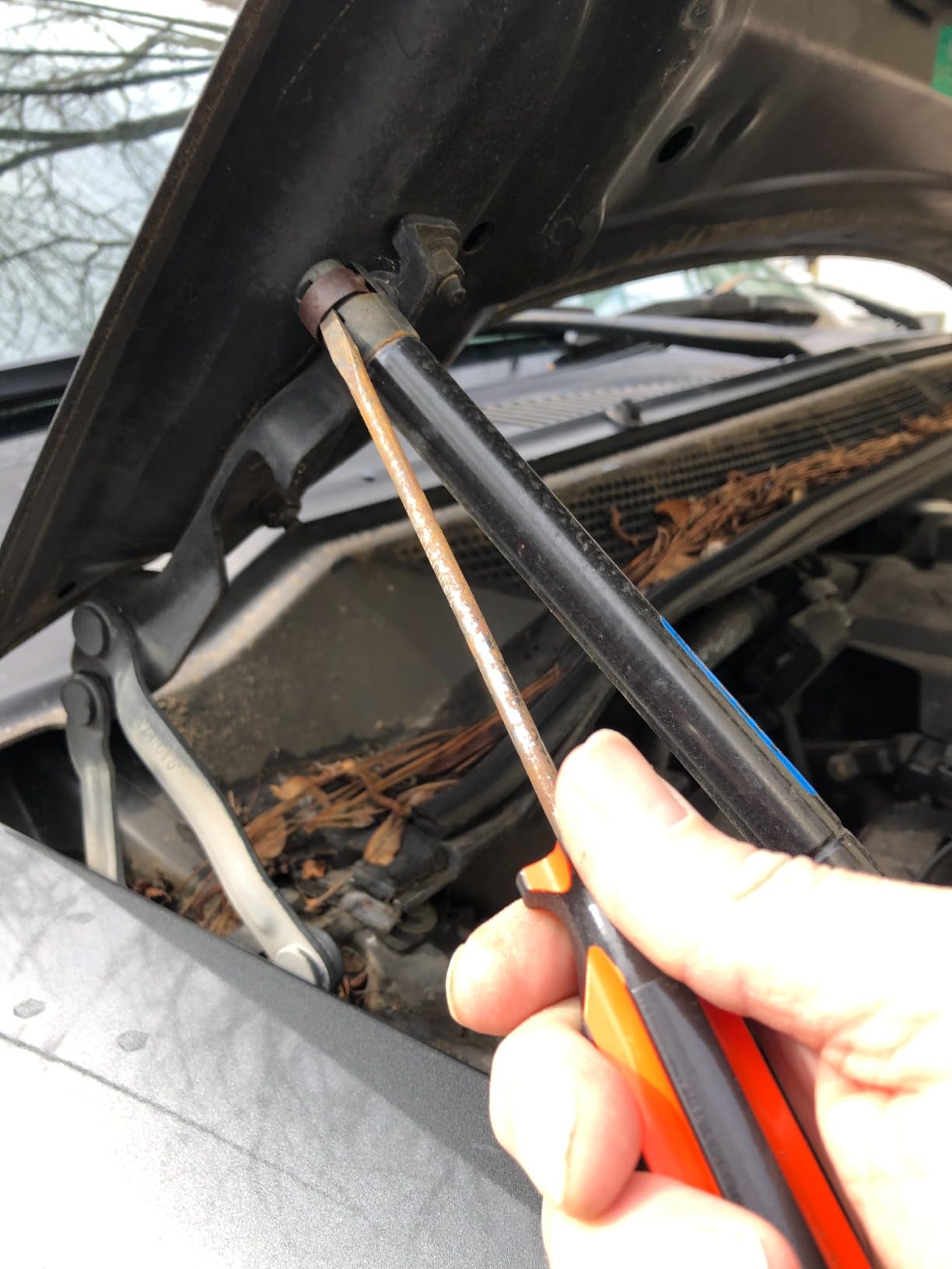 Gas Charged Hood Lift Supports Struts Shocks Compatible with Nissan Armada 2005-2013, Pathfinder 2004, Titan 2004-2012 (Pack of 2) customer photo 1