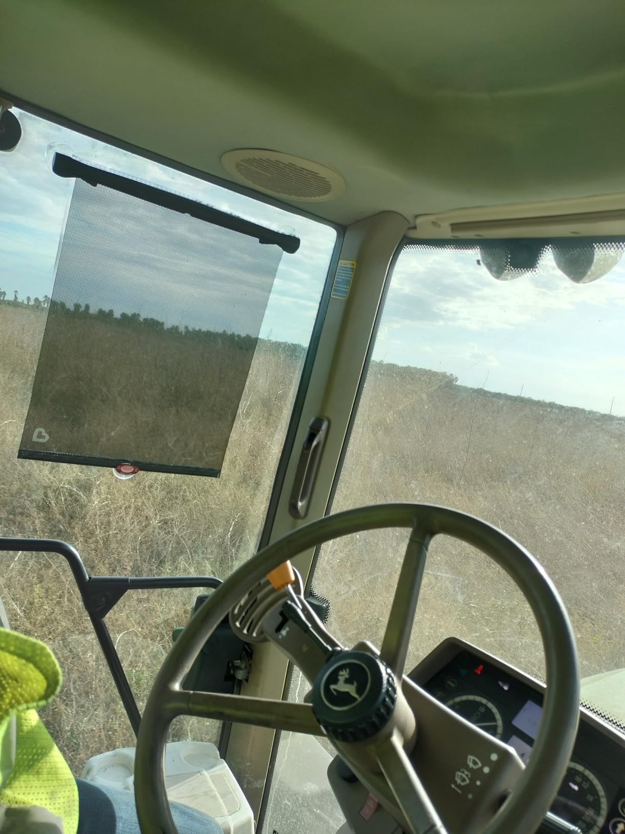 Munchkin Brica Sun Safety Car Window Shade with Heat Alert, Helps Block UVA/UVB Rays, 2 Pack, Black customer photo 2