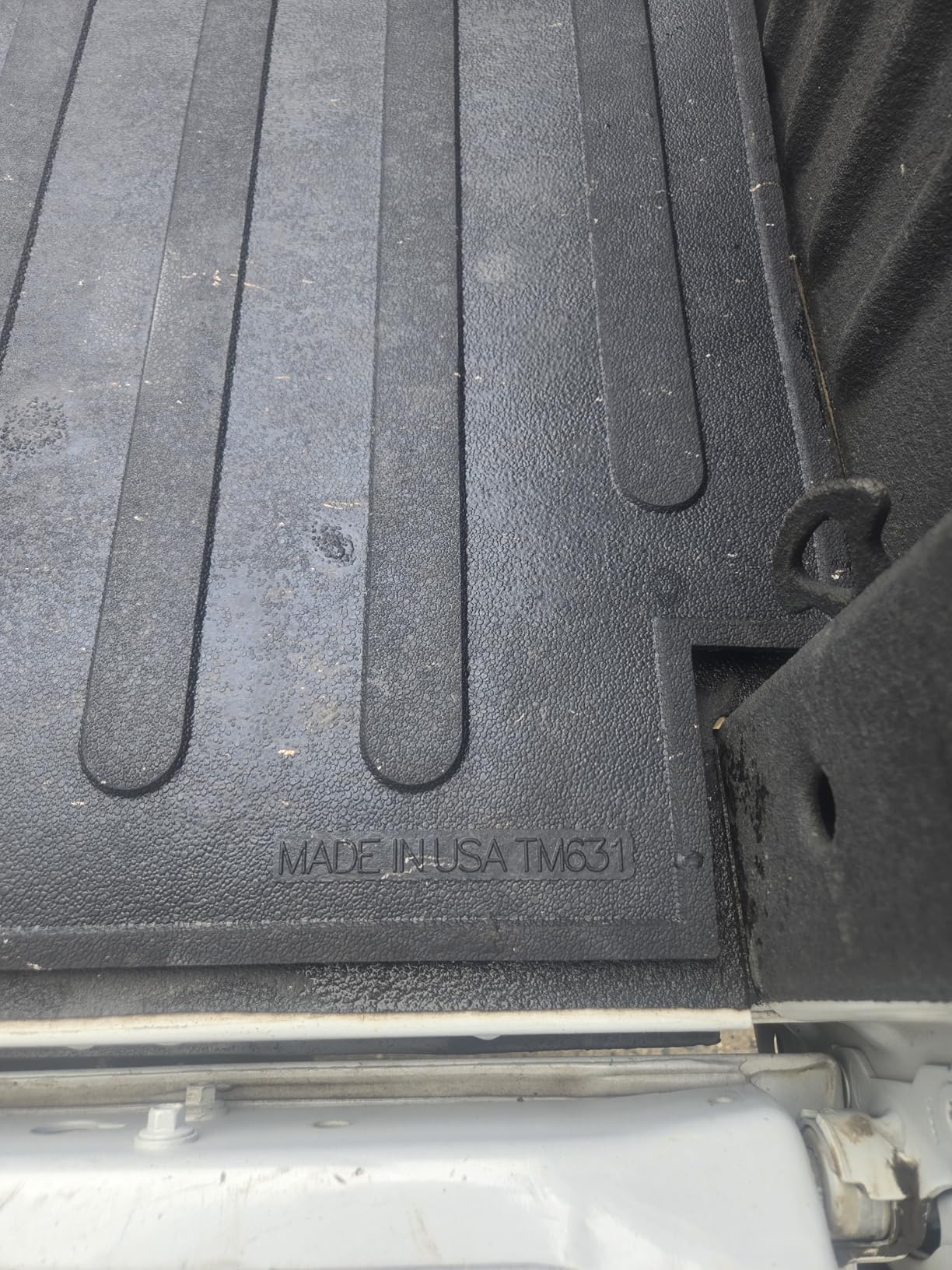 Westin 50-6355 Truck Bed Mat fits 2015-2025 F150 5.5ft Bed Black Rubber customer photo 1