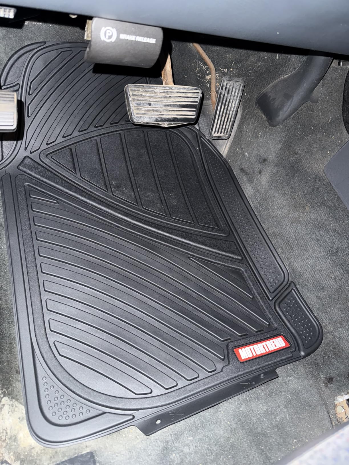 Motor Trend FlexTough Performance All Weather Rubber Car Floor Mats - 3 Piece Floor Mats Automotive Liners for Cars Truck SUV, Heavy-Duty Waterproof (Black) customer photo 2