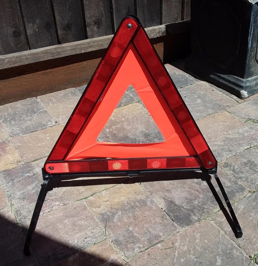Fasmov 3 Pack Triangle Warning Frame Triangle Emergency Warning Triangle Reflector Safety Triangle Kit, Emergency Triangle for Vehicles, Car Road Reflective Kit customer photo 1