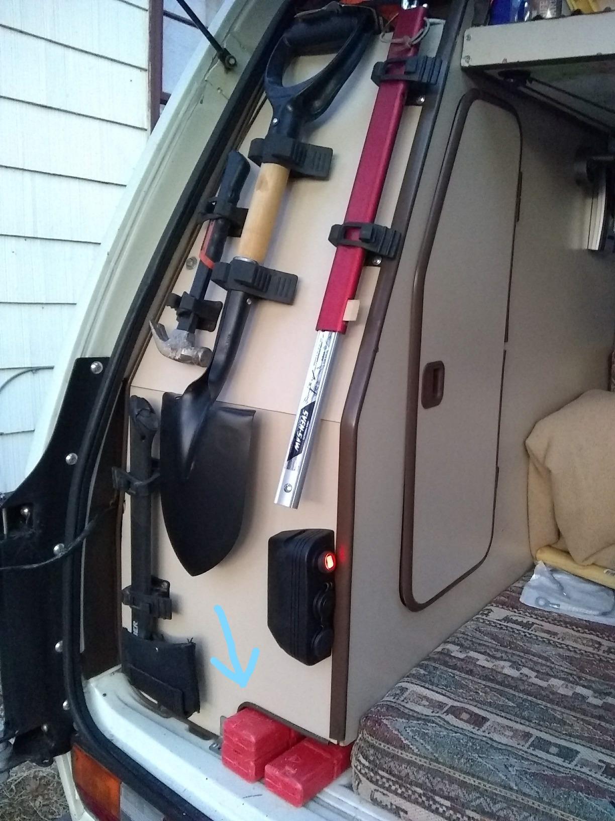 Fasmov 3 Pack Triangle Warning Frame Triangle Emergency Warning Triangle Reflector Safety Triangle Kit, Emergency Triangle for Vehicles, Car Road Reflective Kit customer photo 2