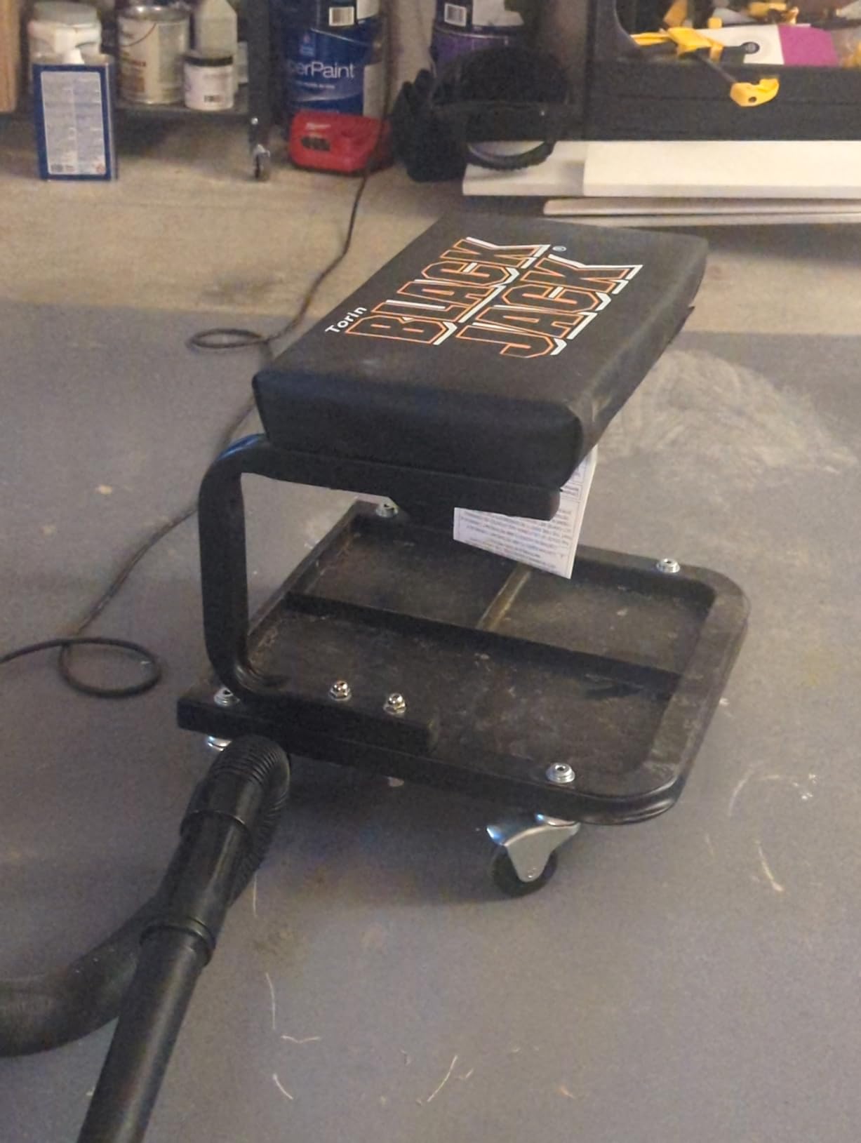 Torin TR6100W BlackJack Rolling Creeper Garage/Shop Seat: Padded Mechanic Stool with Tool Tray Storage, Black customer photo 2