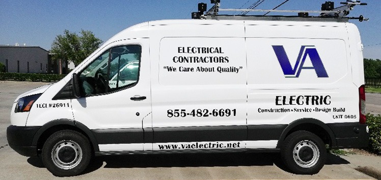 USCutter 34-inch Vinyl Cutter Plotter with Stand and VinylMaster Cut Software, Free US-Based Technical & Lifetime Phone Support customer photo 1