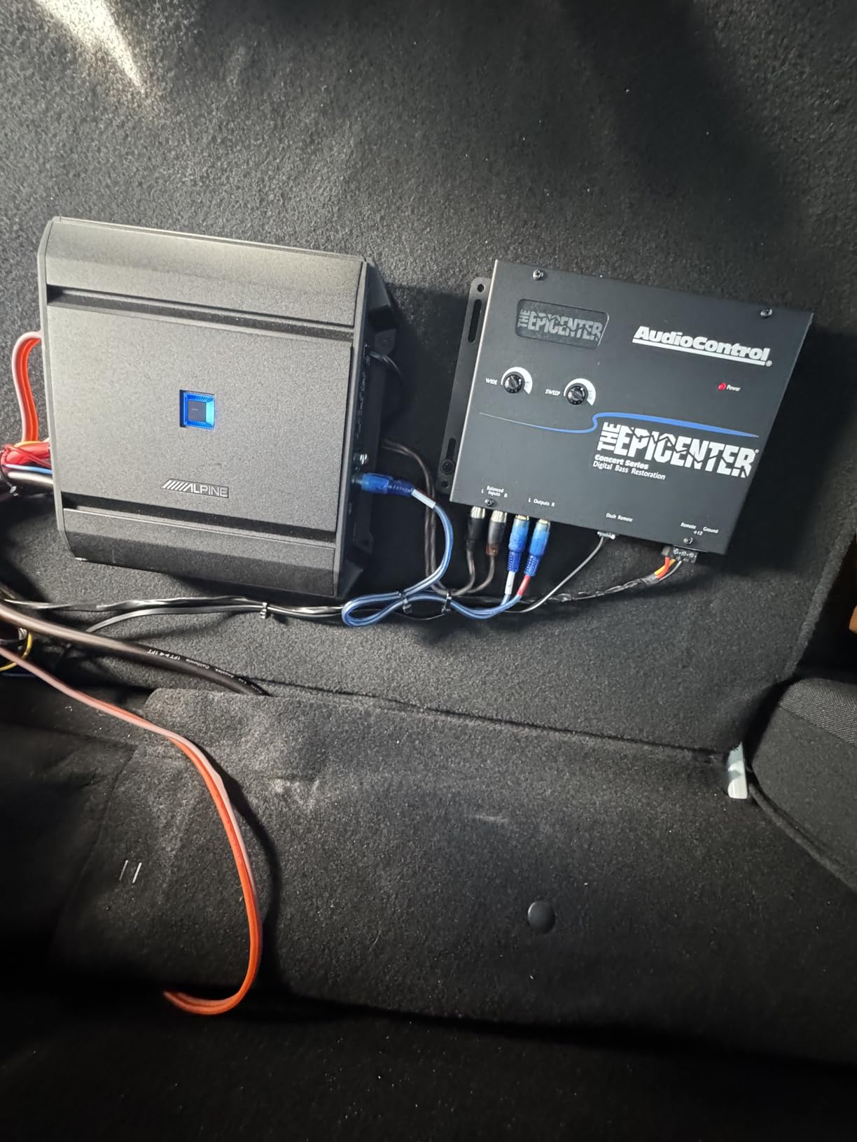 AudioControl EPICENTER Digital Bass Restoration Control Processor, Car Audio Bass Booster Enhancer with Wired Remote Control (Black) customer photo 1