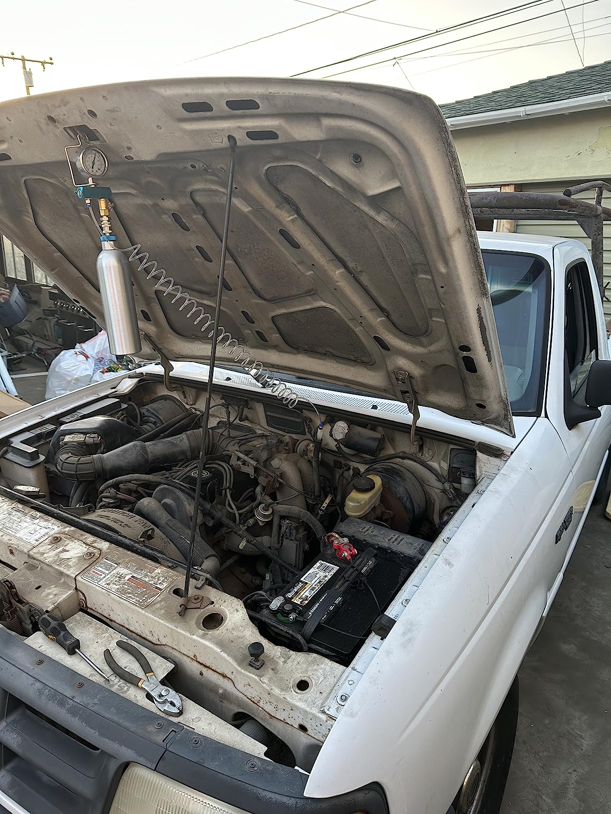 EWK Fuel Injection Cleaning Canister, Vacuum Intake Valve & Combustion Chamber Cleaner Tool for Gasoline Engines, Vacuum System Pressure Test customer photo 1