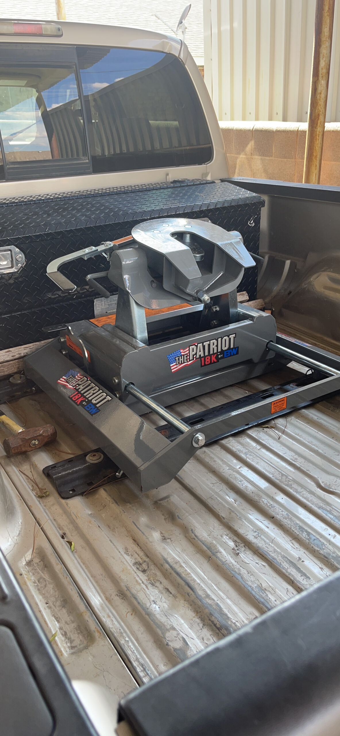 B&W Trailer Hitches Patriot 18K Rail Mounted Slider Fifth Wheel Hitch - RVK3270 customer photo 1