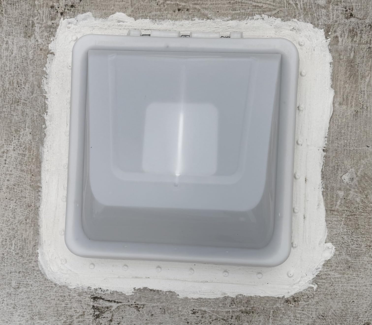 Ventline RV Roof Vent White w/ 12 Volt Fan, Putty & Screws customer photo 2