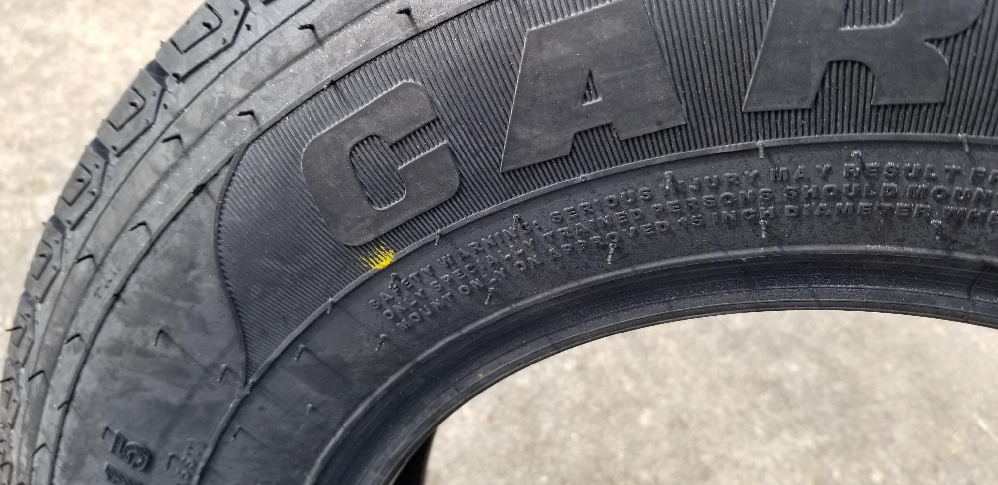 Carlisle Radial Trail HD Trailer Radial Tire - 225/75R15 113M (MAX PSI:65) customer photo 2