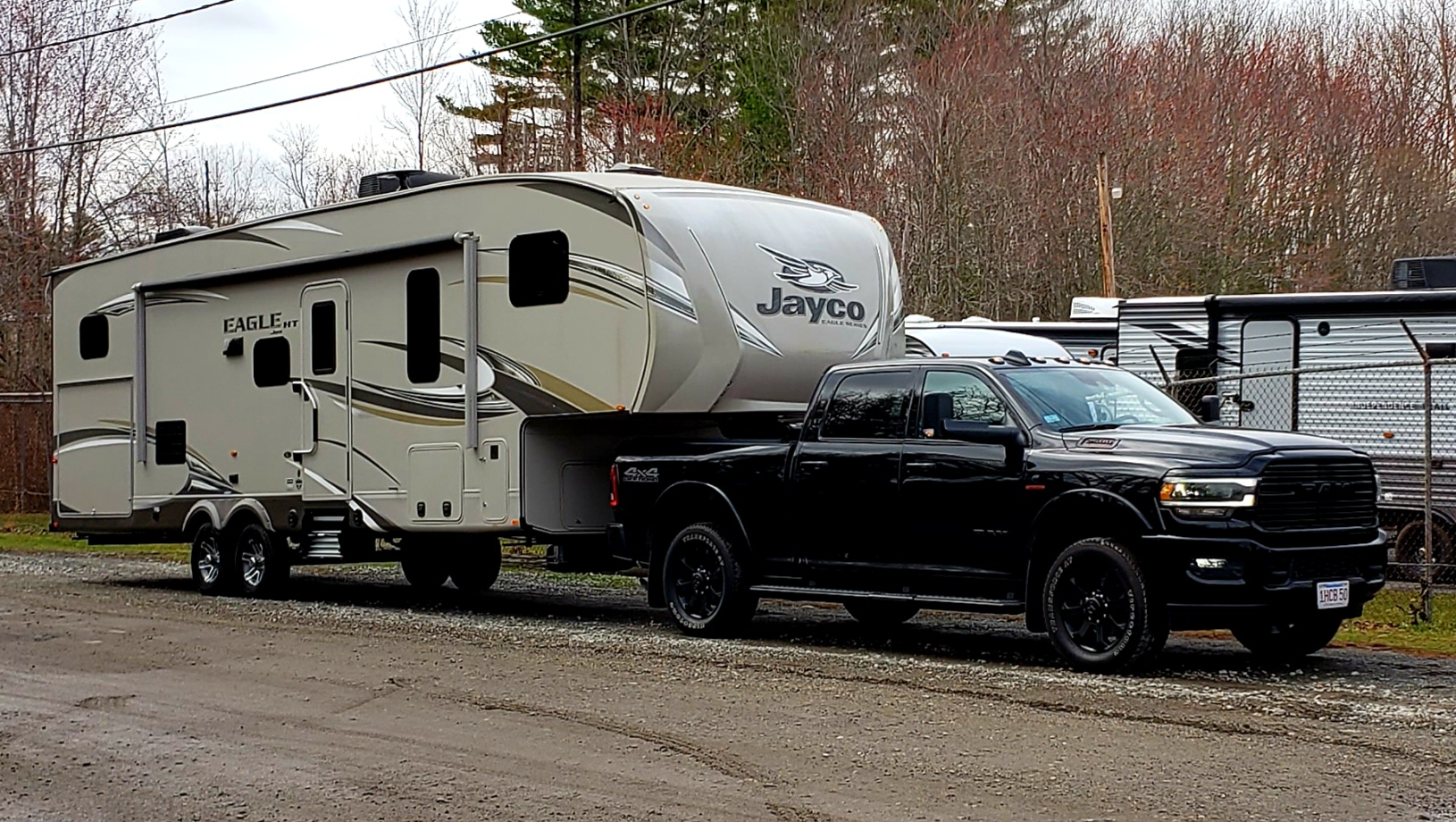 CURT 16541 A20 5th Wheel Slider Hitch for Short Bed Trucks, 20,000 lbs customer photo 1