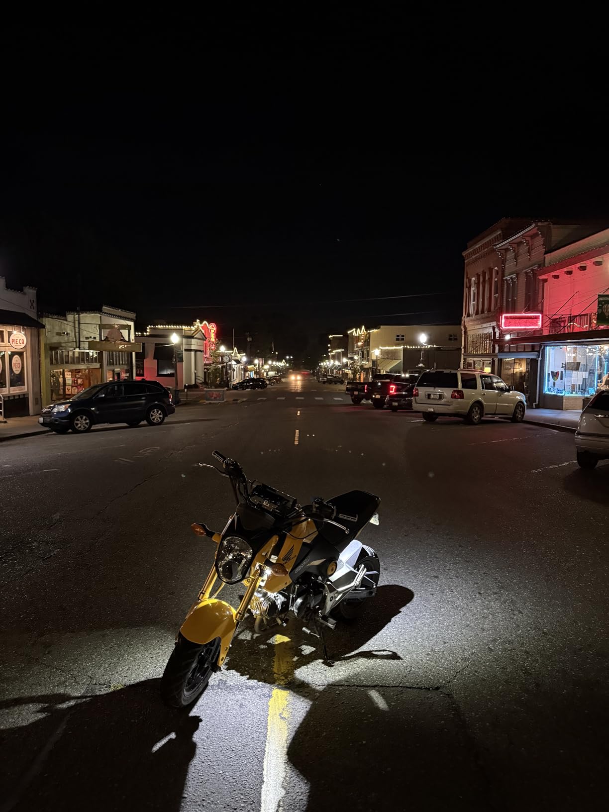 6 Pods LED Rock Lights, Ampper Waterproof LED Neon Underglow Light for Car Truck ATV UTV SUV Offroad Boat Underbody Glow Trail Rig Lamp (White) customer photo 1