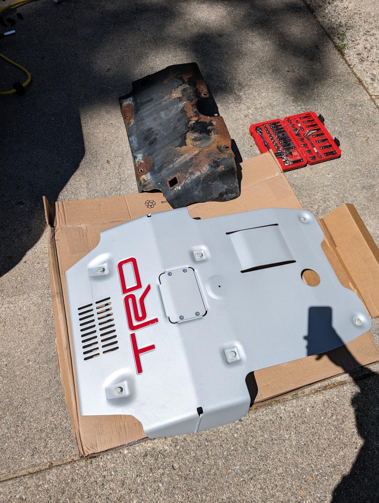 PTR60-35190 Toyota Tacoma TRD Skid Plate 2016-2023 customer photo 2
