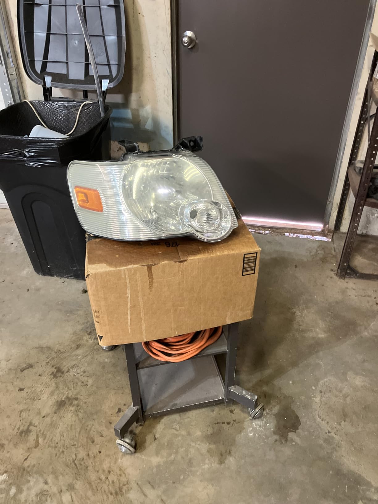 Meguiar's Keep Clear Headlight Coating, Maintain Like-New Clarity of Your Headlights with an Easy-to-Use Formula and UV Protection that Lasts All Year Long, 4 Ounce Aerosol customer photo 1