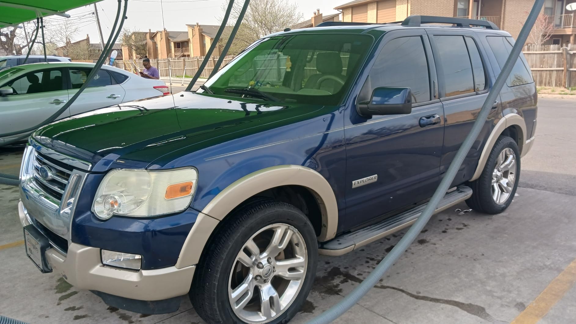 Meguiar's Keep Clear Headlight Coating, Maintain Like-New Clarity of Your Headlights with an Easy-to-Use Formula and UV Protection that Lasts All Year Long, 4 Ounce Aerosol customer photo 2