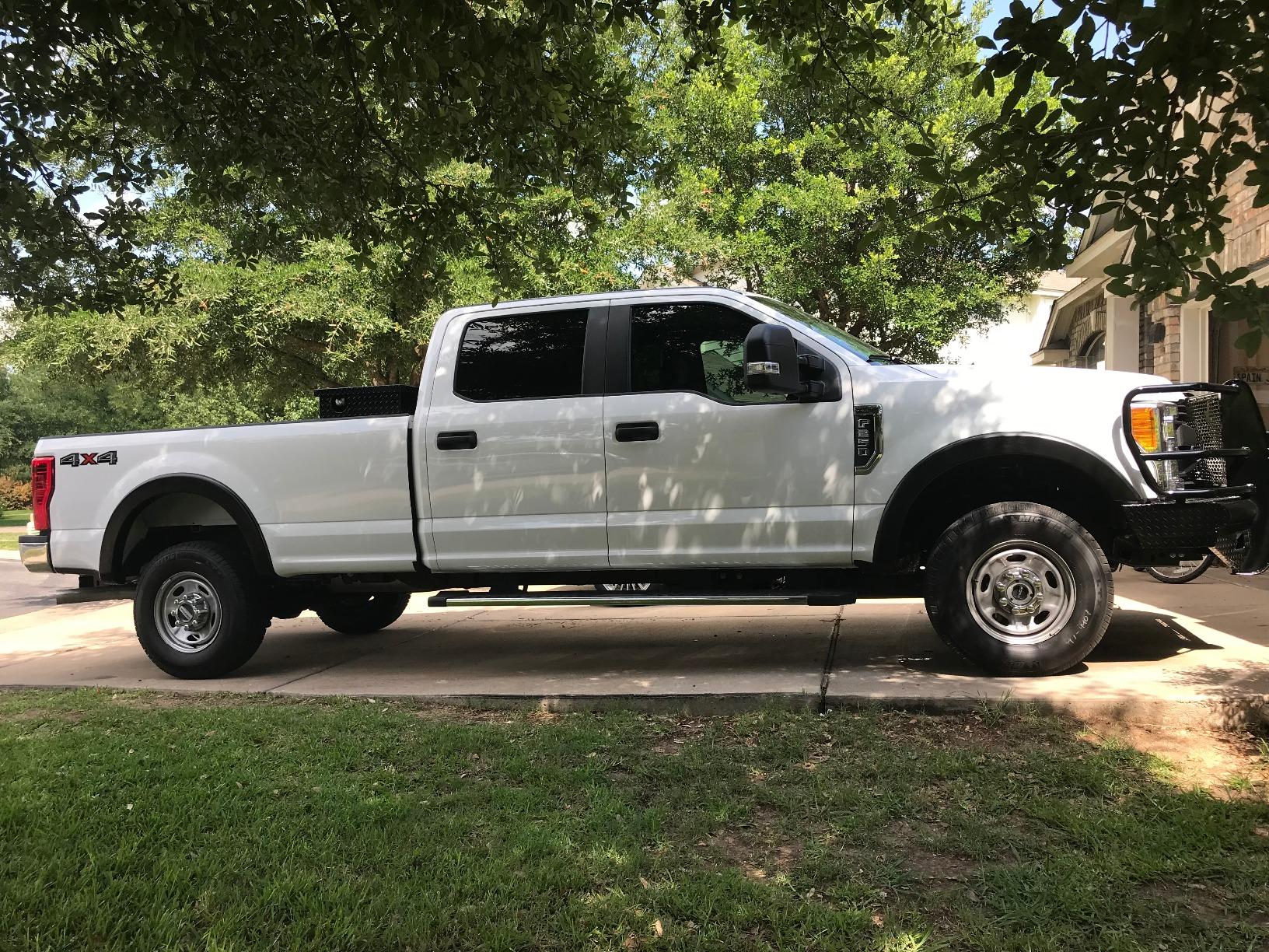 Bushwacker 20942-02 Pocket Style Fender Flares 4pc. Set fits 2017-2022 Ford F-250 & F-350 Super Duty (6.8' Truck Bed) customer photo 2