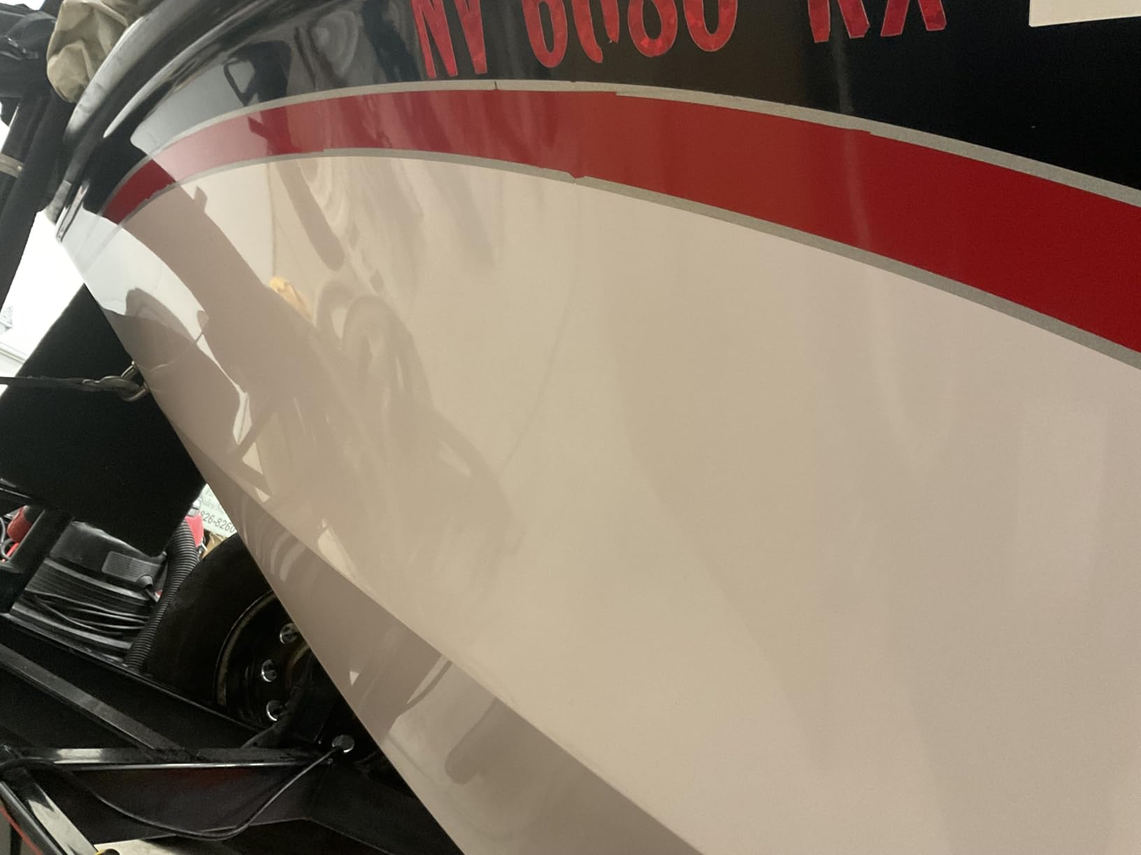 3M Perfect-It Gelcoat Medium Cutting Compound + Wax, 36106, 1 Quart, One-Step Process, P1500 and Finer Scratches, Fiberglass Oxidation Remover for Boats and RVs customer photo 1