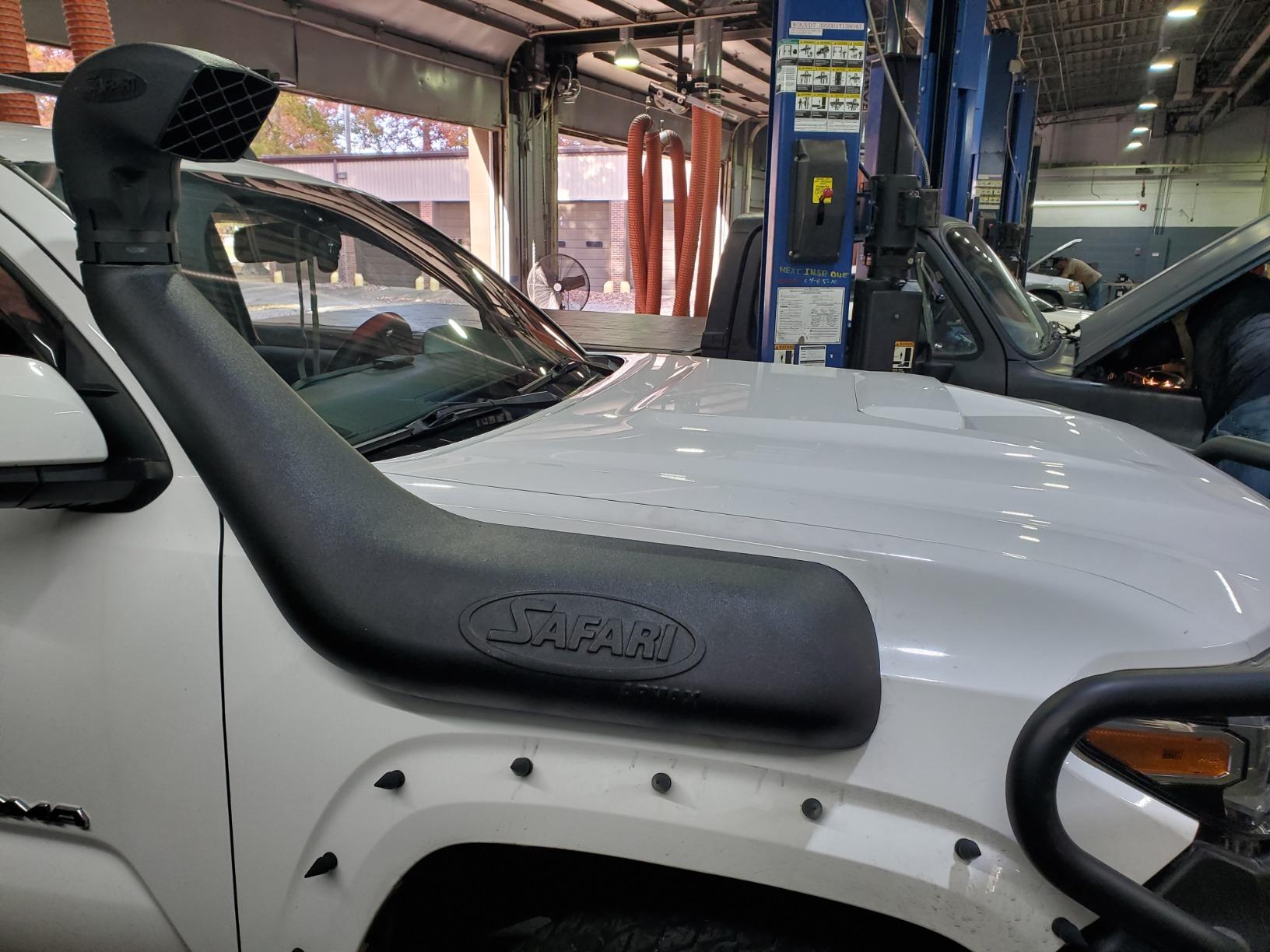 SS172HP Safari Snorkel Air Intake Kit ARMAX for Toyota Tacoma 2016-2021 - Dust and Water Protection customer photo 1