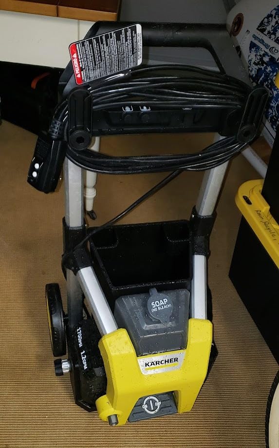 Karcher Pressure Washer K1700, 3 Spray Nozzles, Detergent Tank, for Cars, Driveways, Siding, Patios, 2125 max. PSI, 1.46 max. GPM customer photo 1