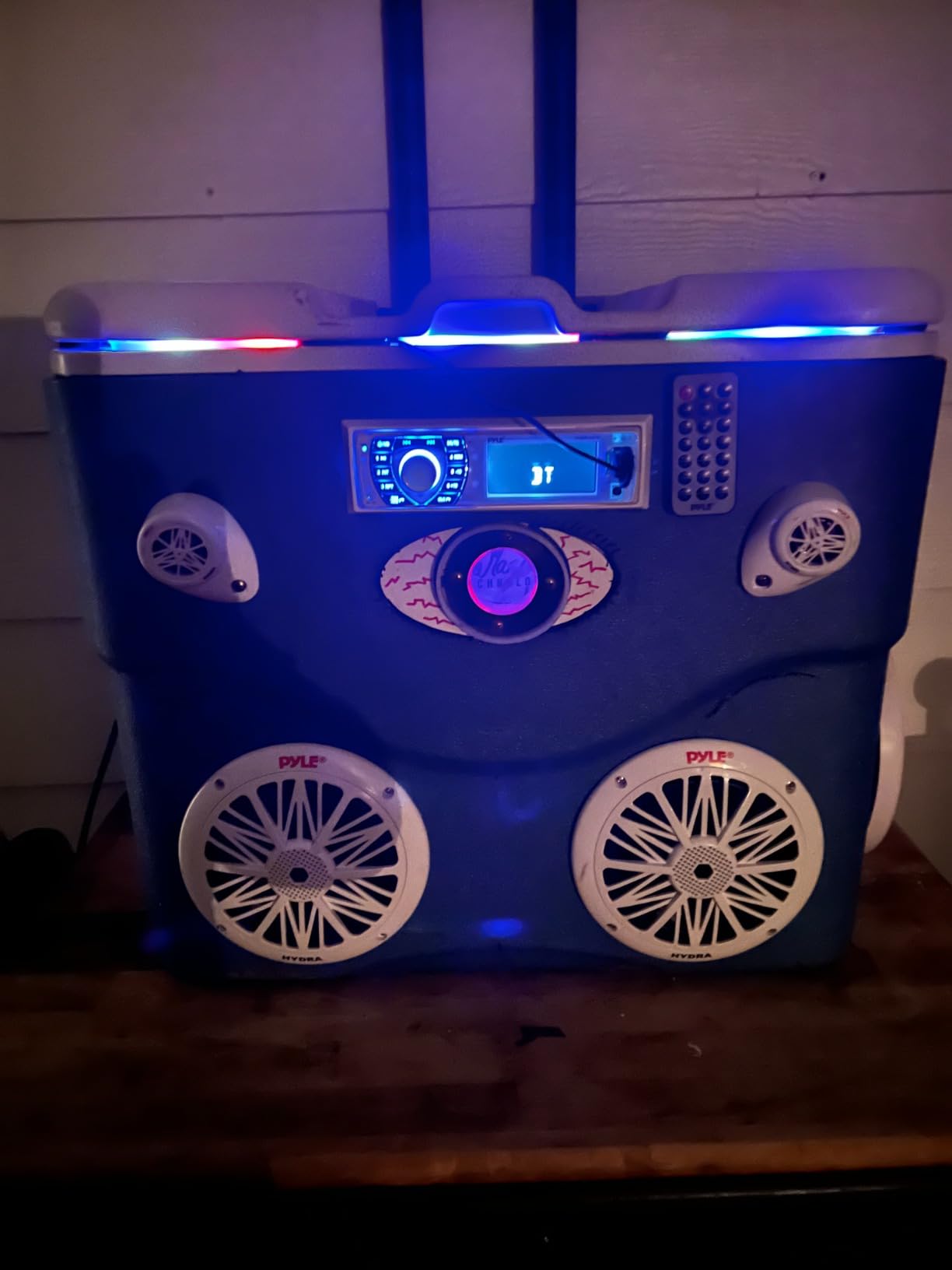 Pyle Bluetooth Marine Receiver Stereo - 12v Single DIN Style Boat In dash Radio Receiver System with Digital LCD, RCA, MP3, USB, SD, AM FM Radio - Remote Control, Wiring Harness - PLRMR23BTW (White) customer photo 2