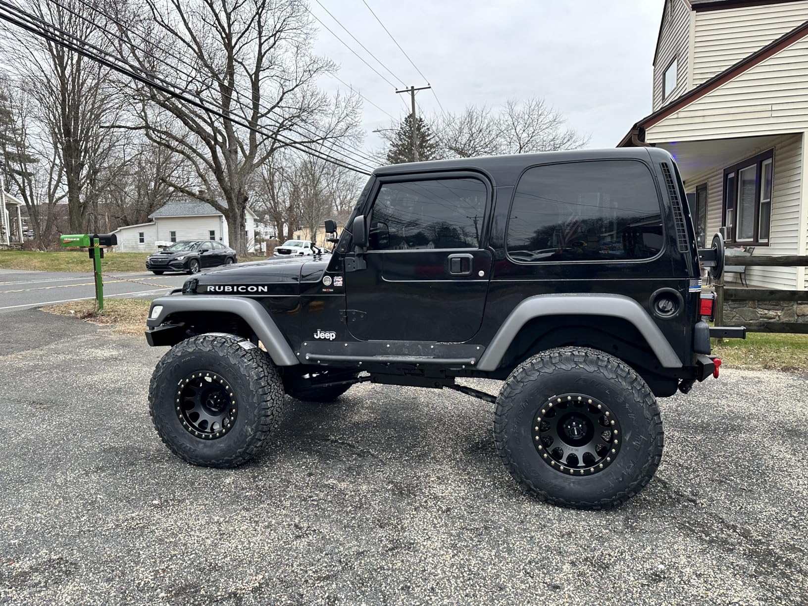 Method Race Wheels 105 Beadlock Matte Black 17x8.5
