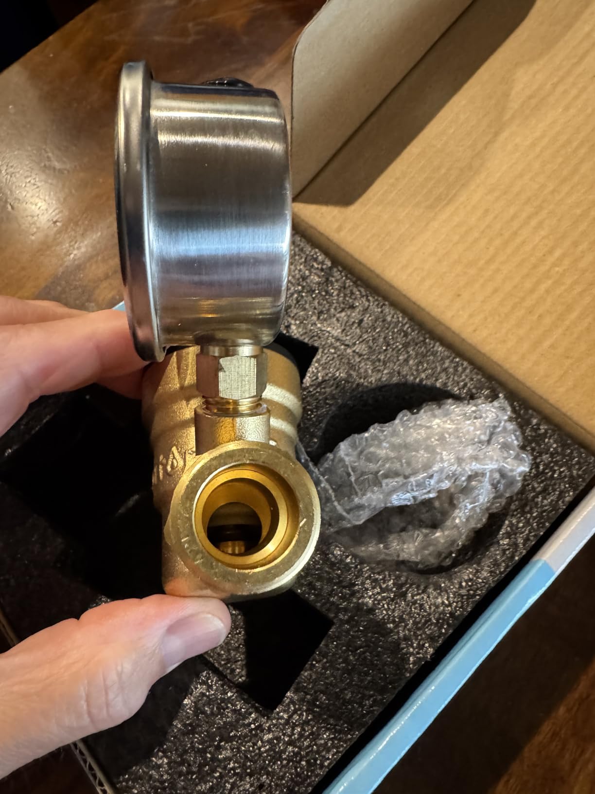 Renator RV Water Pressure Regulator for RV Camper. Brass Lead-free Adjustable Water Pressure Regulator with Gauge for Camper Travel Trailer, Reducer Valve W Filter. M11-0660R. customer photo 1