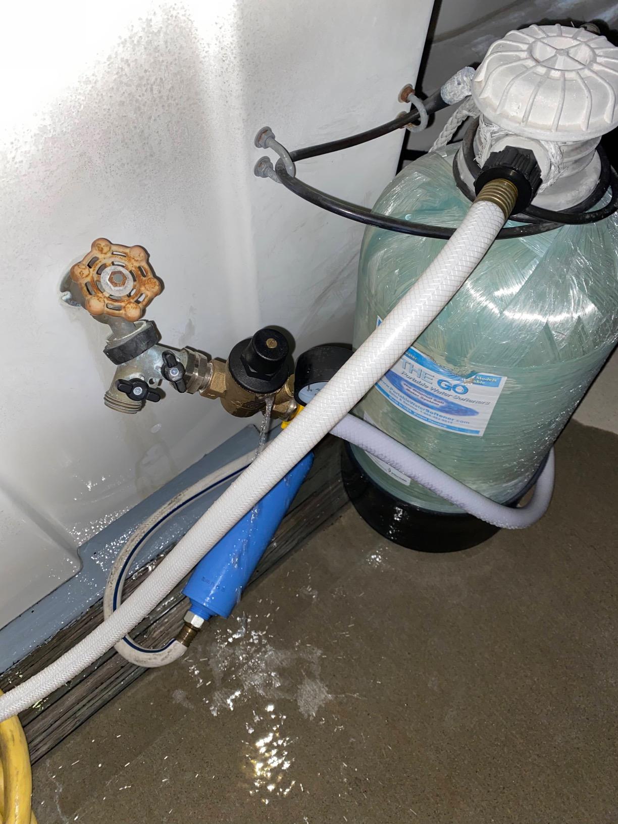 Camco Adjustable RV Water Pressure Regulator - Lead-Free Brass | Help Stop Damage to RV Appliances, Plumbing Fixtures & Hoses - Features Standard Garden Hose Threads for Easy Hookup (40058) customer photo 2