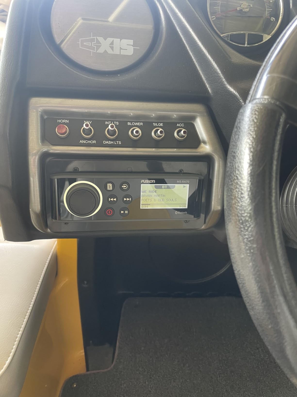 Fusion MS-RA70 Stereo with 4x50W AM/FM/Bluetooth 2-Zone USB Wireless Control for Fusion Link App customer photo 1