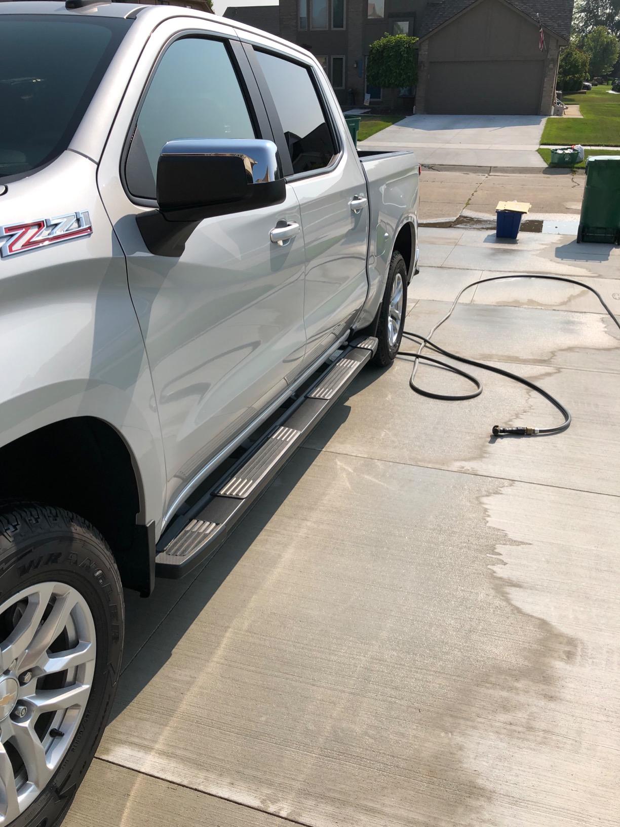 Meguiar's Gold Class Car Wash, Ultra-Rich Foam Car Wash Soap and Conditioner for Vehicle Cleaning, Paint Cleaner to Clean and Condition in One Easy Step, 1 Gallon customer photo 2