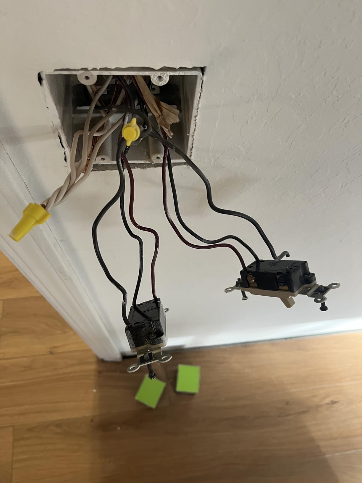 AstroAI Digital Multimeter and Analyzer TRMS 6000 Counts Volt Meter Ohmmeter Auto-Ranging Tester customer photo 1