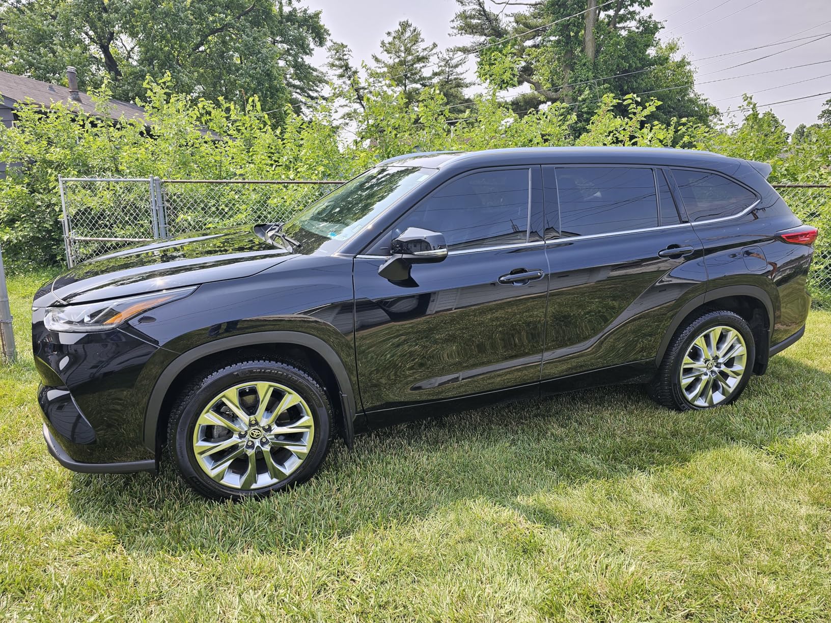 Spotless Water Systems - DIC-20, Simple Window, Solar Panel, RV & Car Wash System, Works for All Vehicles, Motorcycles, Bikes, Boats, Planes, Yachts, Towel Drying Eliminated customer photo 1