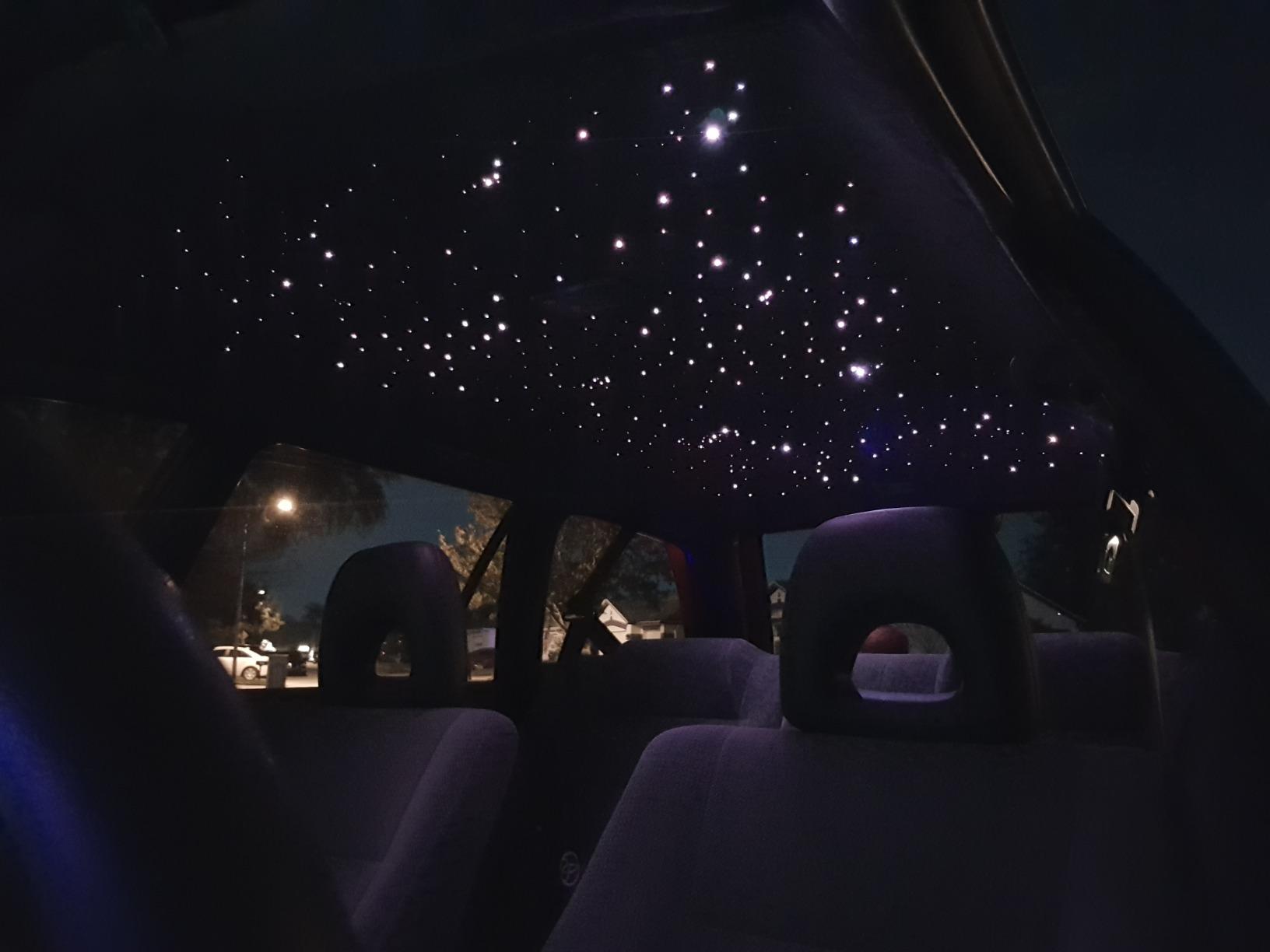 AMKI Twinkle 16w Fiber Optic Star Ceiling Light kit, 450pcs 0.03in 9.8ft Strands Starlight Headliner kit for Car Home Ceiling Decor Sound Activated Bluetooth/APP Remote Control RGBW Light Engine customer photo 1