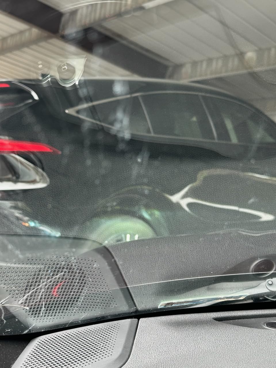 SOFT99 Ultra Glaco Long Lasting Windshield Glass Water Rain Repellent 70ml customer photo 2