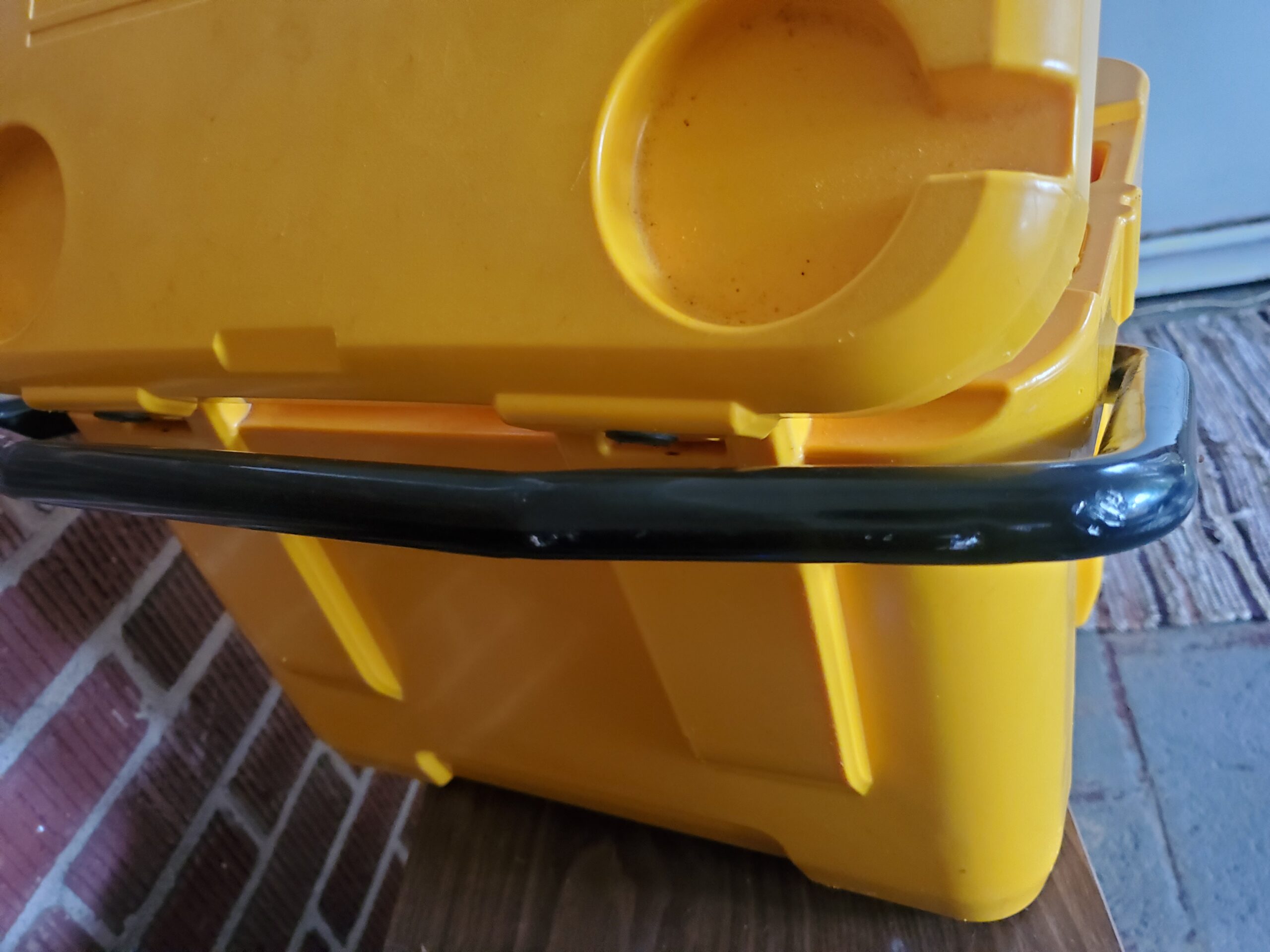 DeWalt 25 Qt Roto Molded Cooler, Yellow customer photo 1