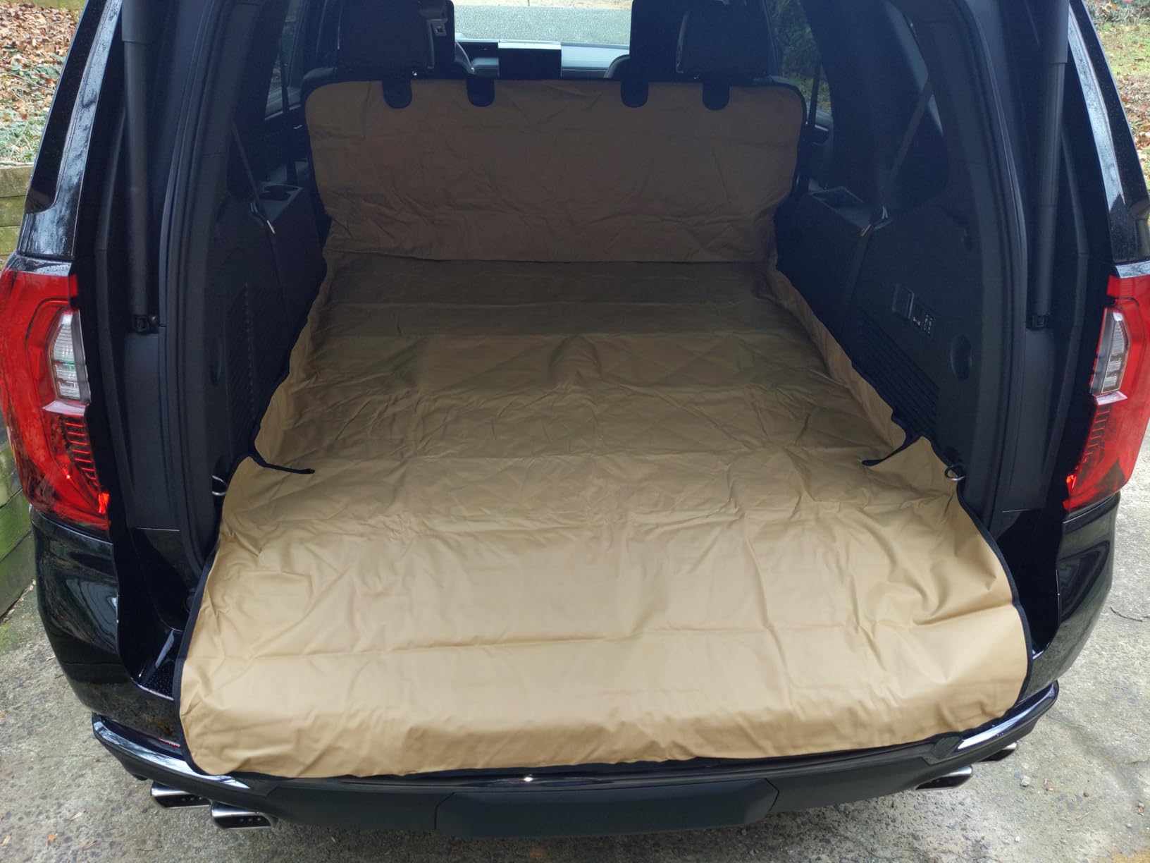 F-color SUV Cargo Liner for Dogs, Heavy Duty Water Resistant Pet Cargo Cover Dog Seat Cover Mat for Mid-Size SUVs Sedans Vans with Bumper Flap Protector, Non-Slip, Standard Size Universal Fit, Black customer photo 2