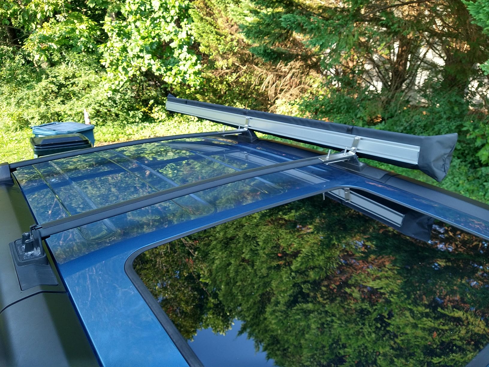 Yescom Vehicle Awning with Blackout Coating 6.6'x8.4' Retractable Car Side Roof Rack Overlanding Shade for SUV Truck Tailgate Outdoor Camping customer photo 1