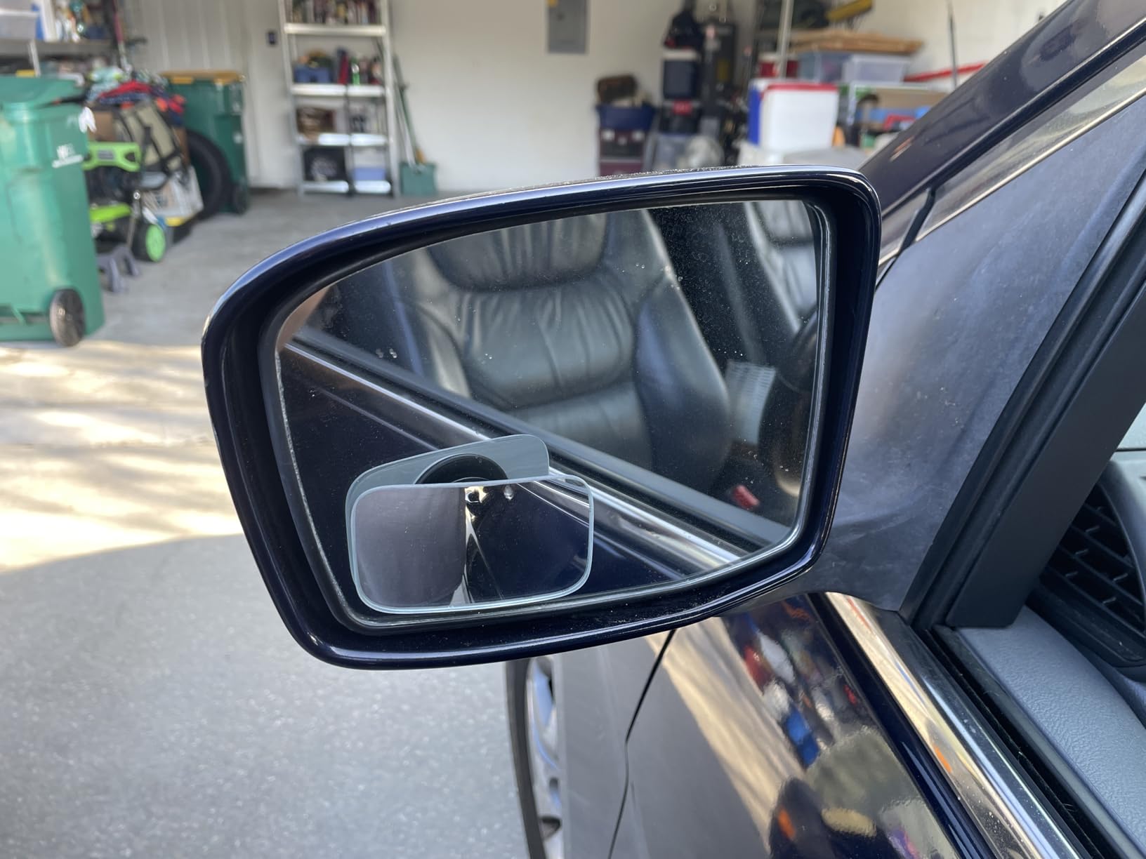 Blind Spot Mirror, Amfor HD Glass Convex Lens Frameless Adjustable Blind Spot Mirror for All Universal Vehicles Car Stick-on Design (2 PCS) (Rectangle) customer photo 1