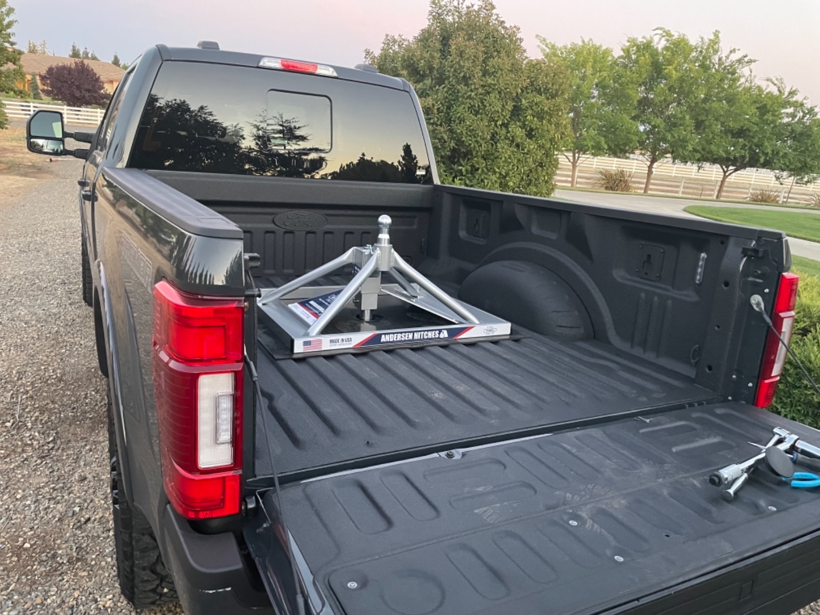 Andersen Hitches Ultimate 5th Wheel Connection (Toolbox Model) - 3220-TBX customer photo 4
