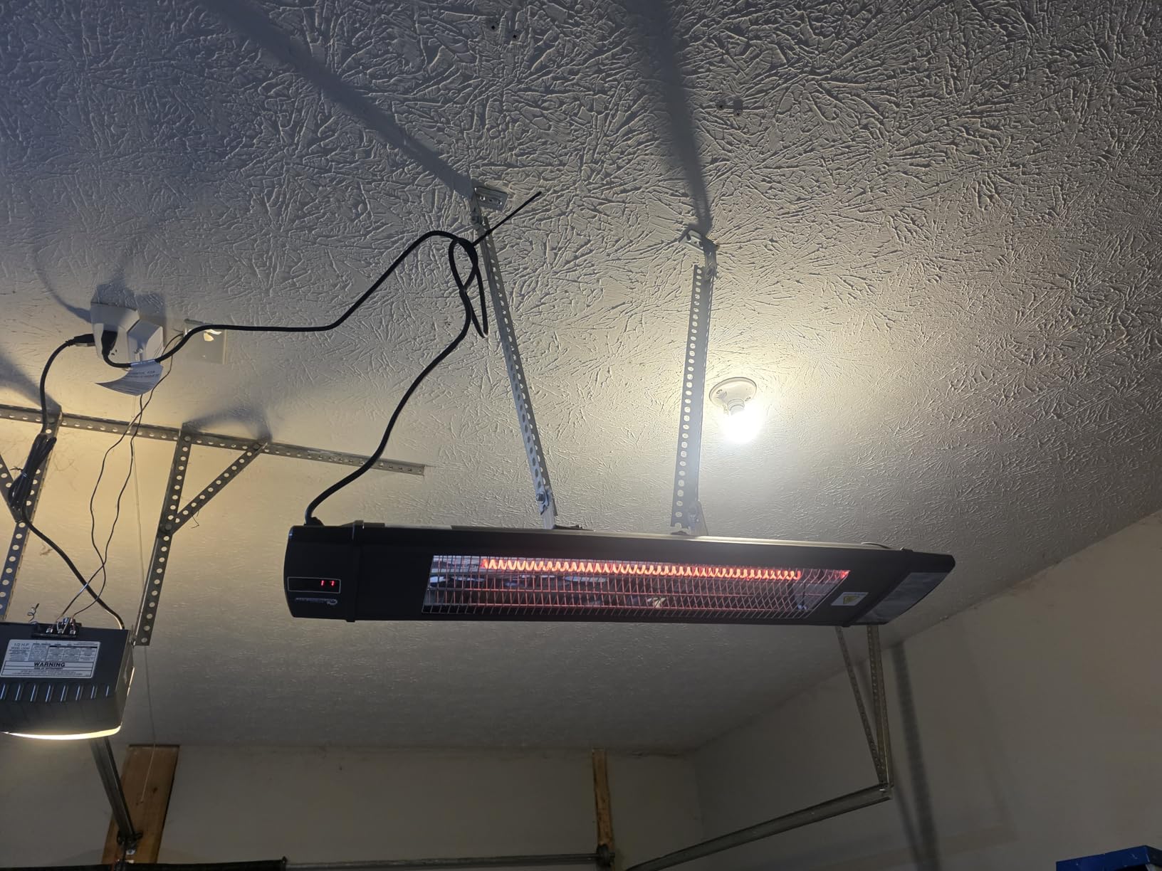 DR. INFRARED HEATER Portable Infrared Indoor and Outdoor Space Heater for Patio, Garage, Commercial & Residential With Remote Control, Without Thermostat, Black customer photo 2