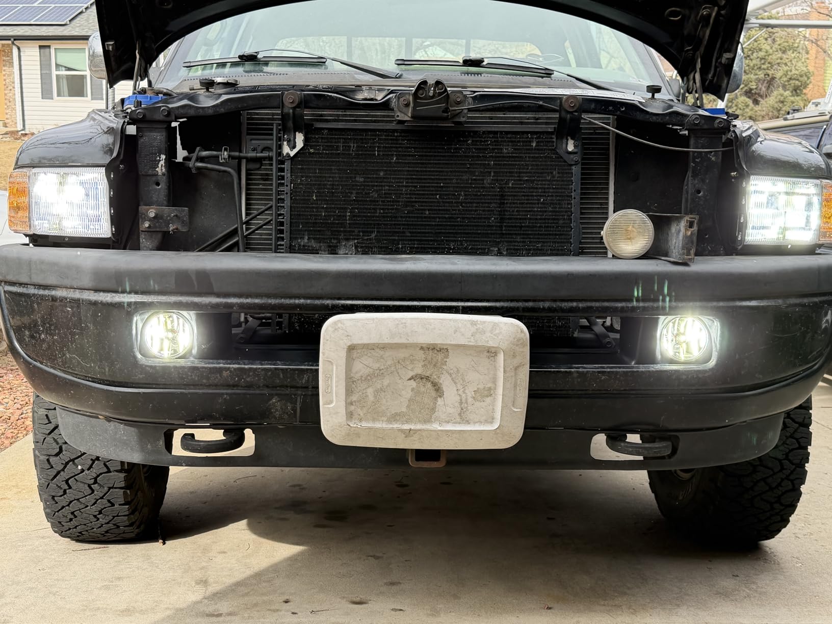 SEALIGHT H10/9145/9140 LED Fog Light Bulbs, 6000K Xenon White, 27 SMD Chips, 360-degree Illumination, Non-polarity, Pack of 2 customer photo 1