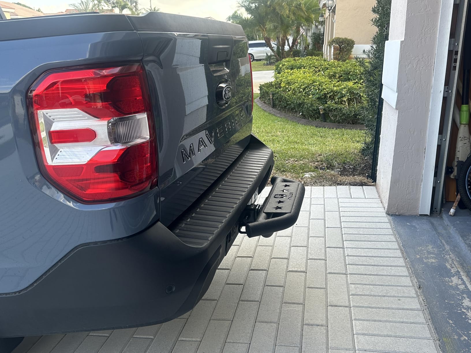 Tyger Auto TG-HS8U81238 Hitch Armor Compatible with Vehicles with 2