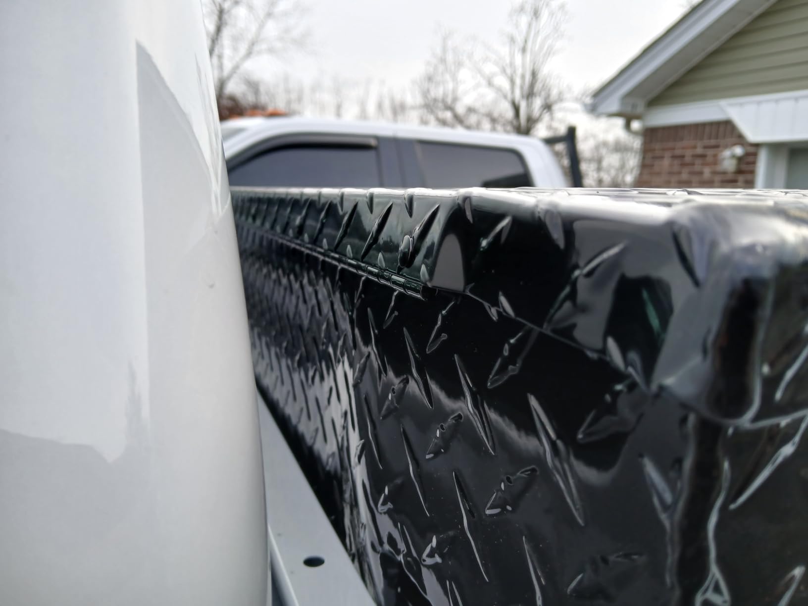 Dee Zee DZ6163NB Specialty Series Gloss Black Crossover Tool Box customer photo 1