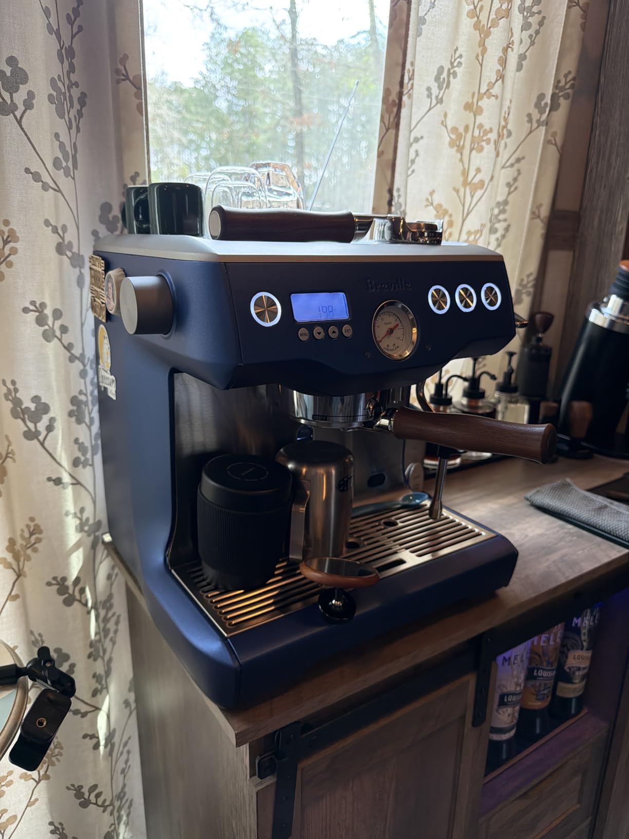 3M 2080 Series CF12 Black Carbon Fiber - 5ft x 1ft - 5sq ft - Dual Cast 3D Weave Embossed Vinyl Car Wrapping Film customer photo 2