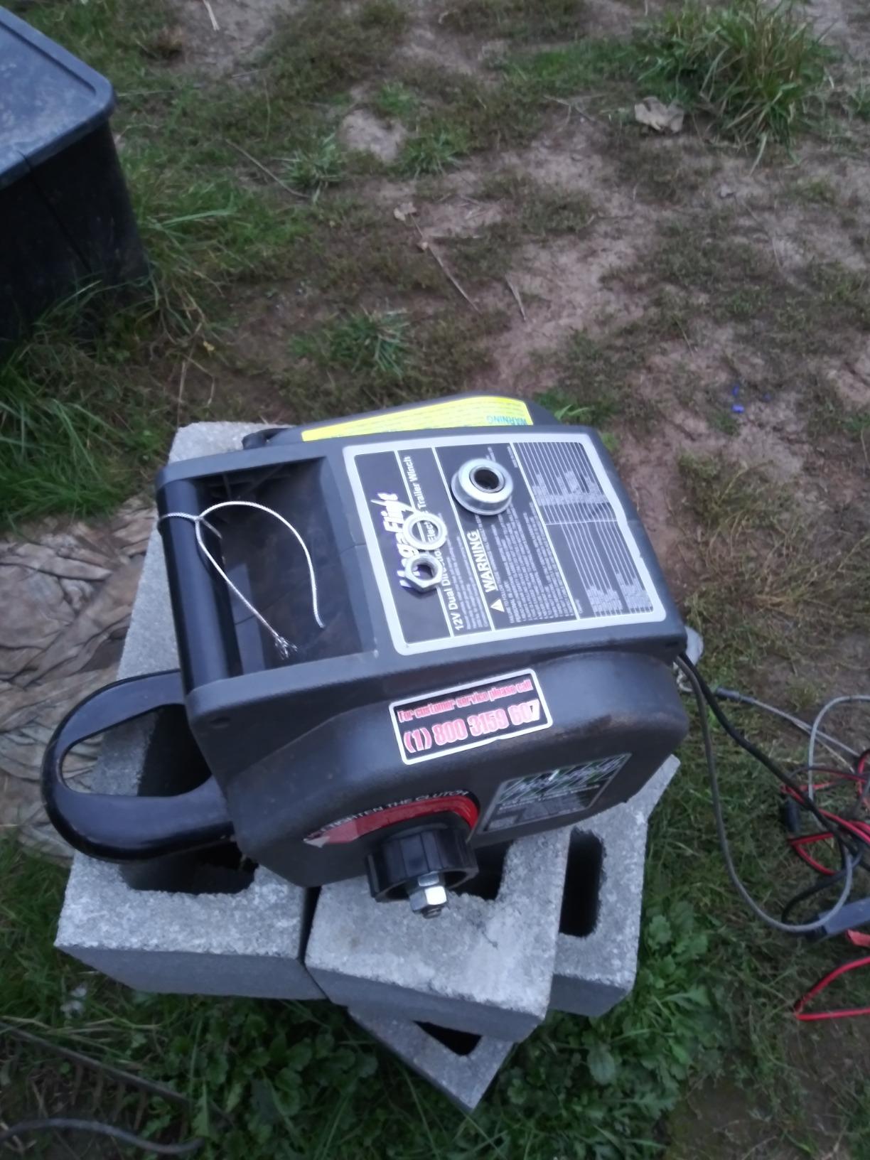 Trailer Winch,Reversible Electric Winch, for Boats up to 6000 lbs.12V DC,Power-in, Power-Out, and Freewheel Operations,30% Higher winching Power Than Regular 6000 lbs Winch (5000lbs Marine) customer photo 2