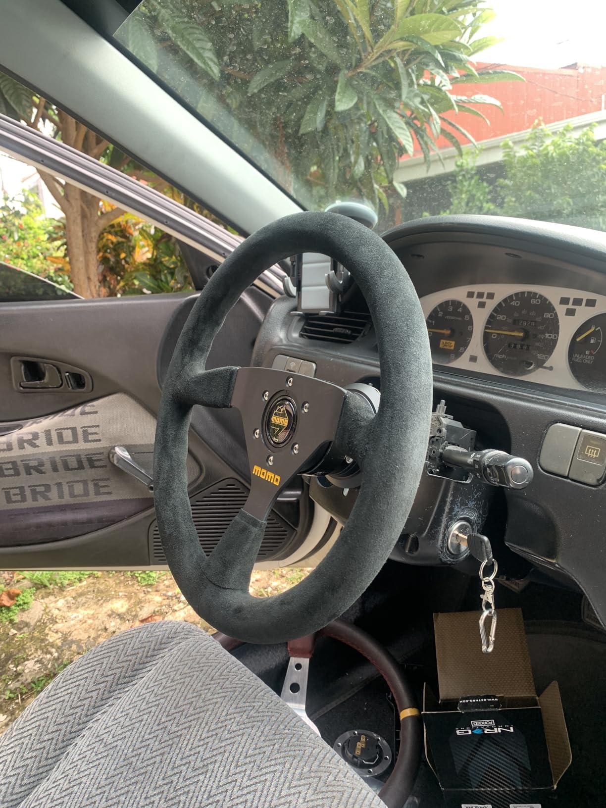 Motorsport MOD.69 Suede Racing Steering Wheel - 350mm, 39mm Deep Dish, Yellow Horn, 3-Spoke, 6-Bolt Aluminum Frame - Authentic MOMO Italian Aftermarket Wheel customer photo 2