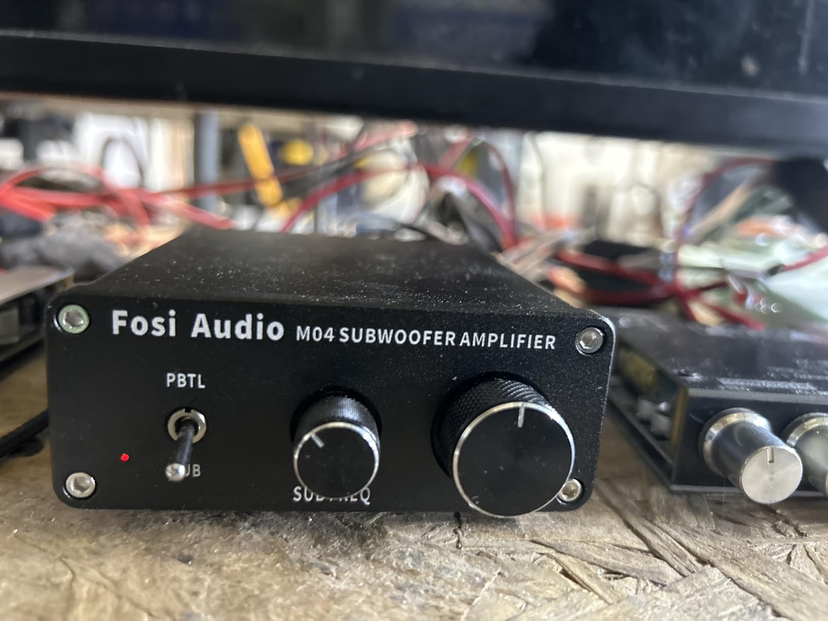 Fosi Audio M04 Subwoofer Amplifier for Home Theater Mono Channel Digital Class D Integrated Power Amp for Passive Speakers Subwoofer customer photo 1