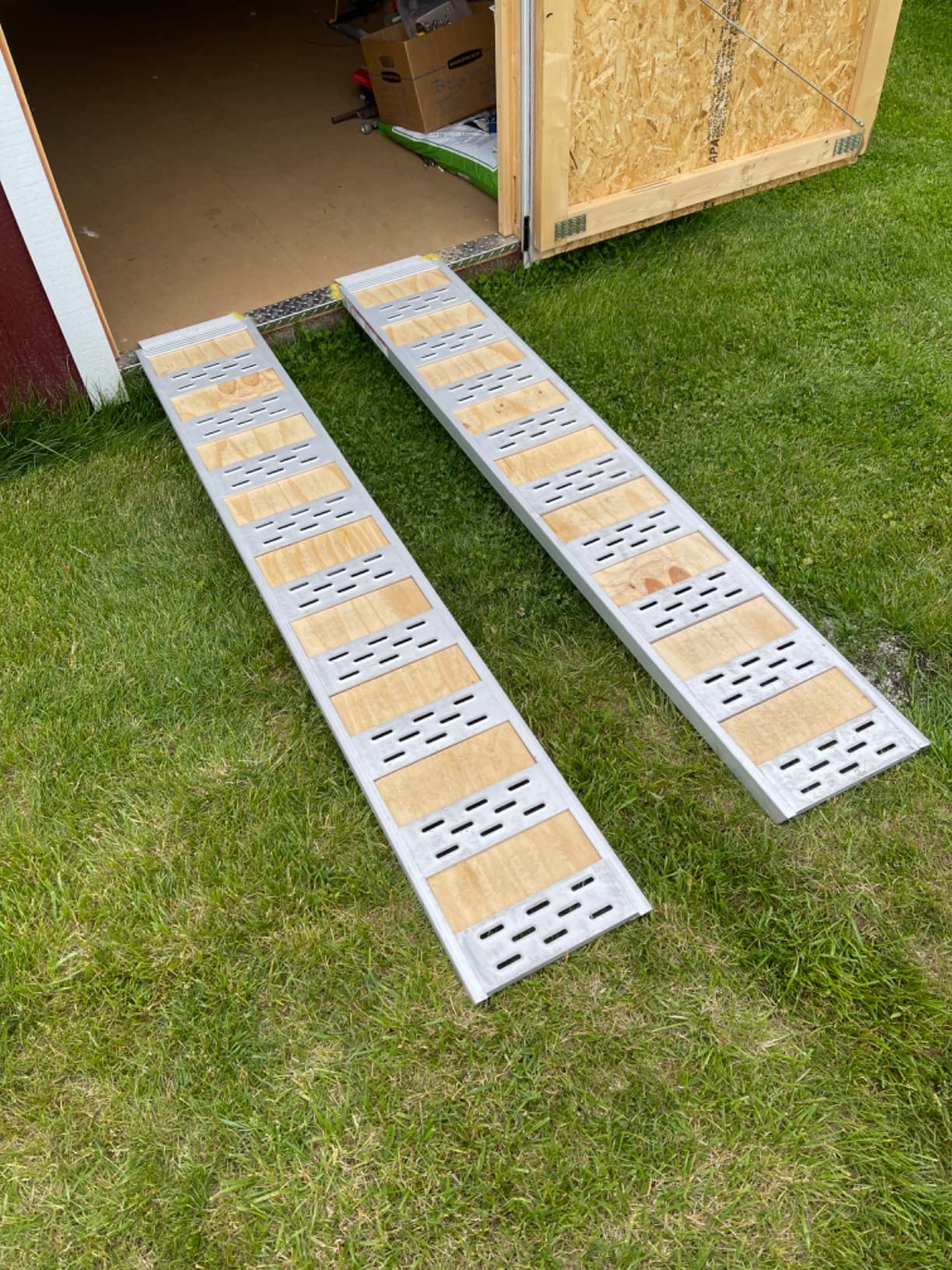 CARGOSMART Aluminum Straight Fixed Ramp with Treads (2pk) - Easily and Safely Load and Unload Light Equipment, Lawn Tractors, ATVs and More, 1,250 lb. Capacity, 12