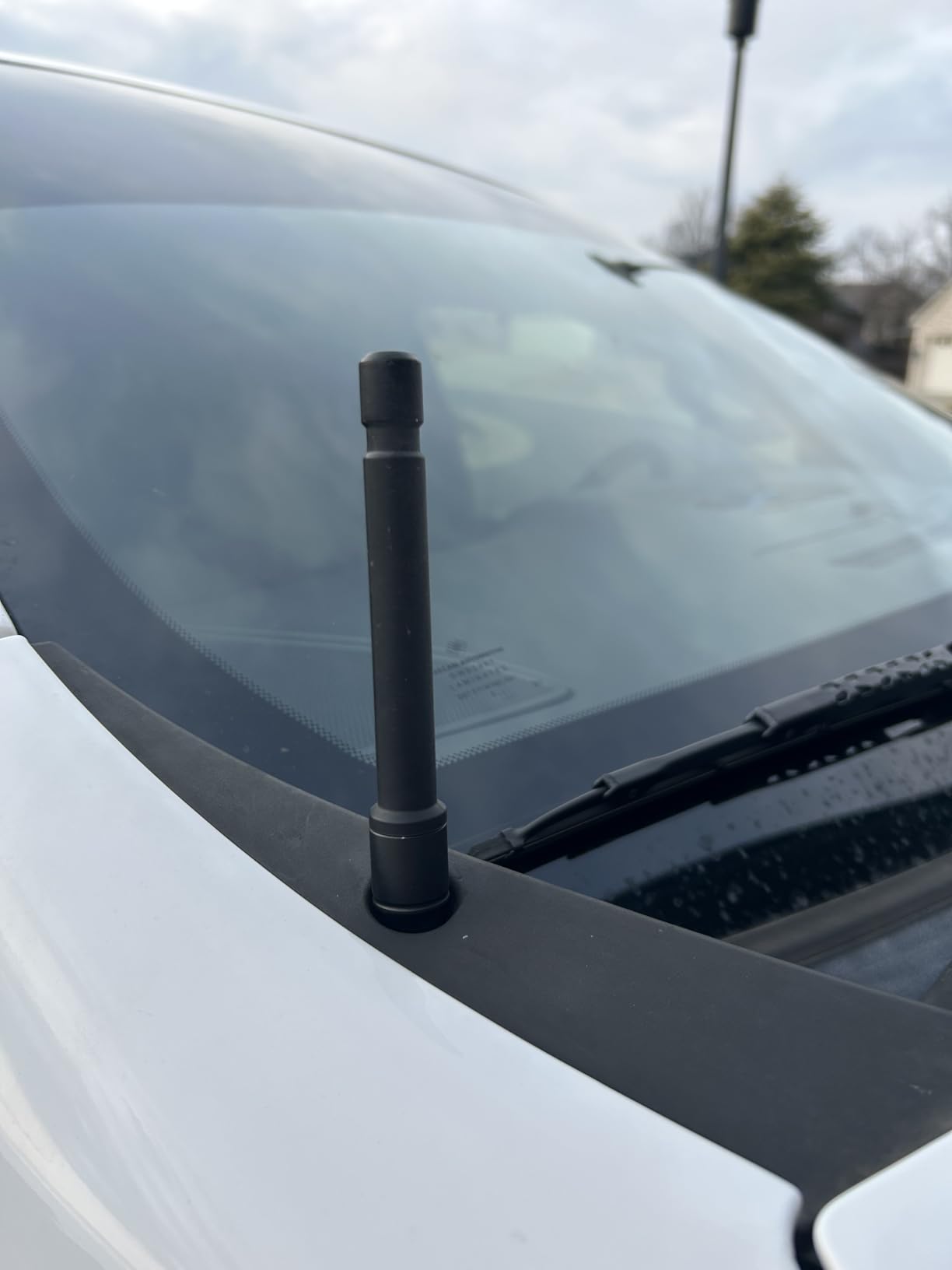 RONIN FACTORY Truck Antenna for Chevy Silverado & GMC Sierra Accessories (2014+) Anti Theft - Carwash Safe Short Replacement Antenna (5 Inch Flexible) customer photo 2