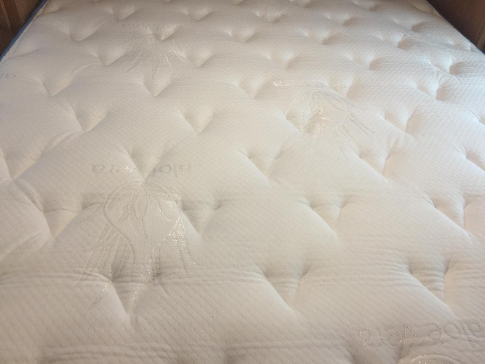 DREAMFOAM Bedding Doze 11