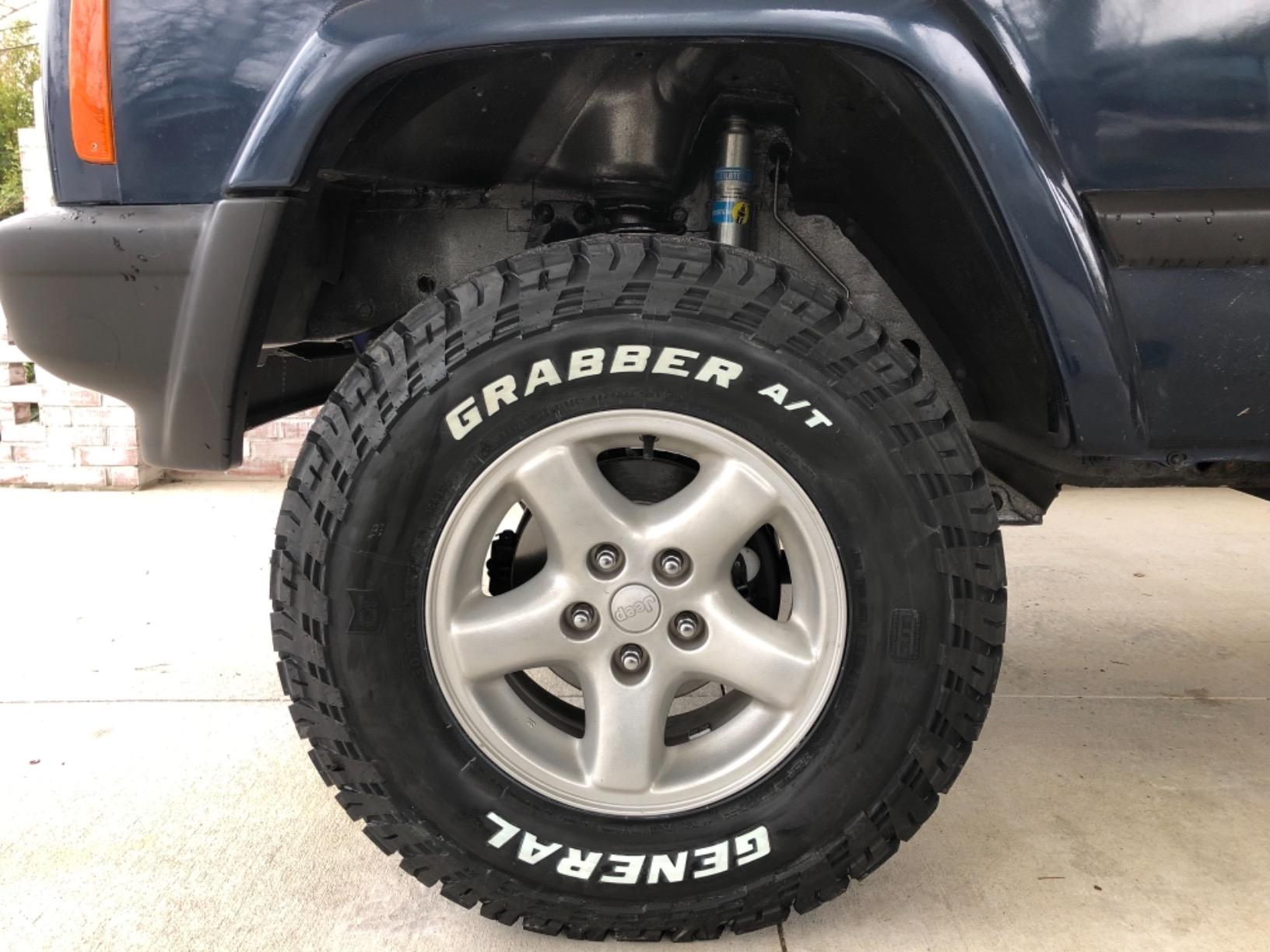 General Grabber AT/X All-Terrain Radial Tire - 275/55R20 115T customer photo 2